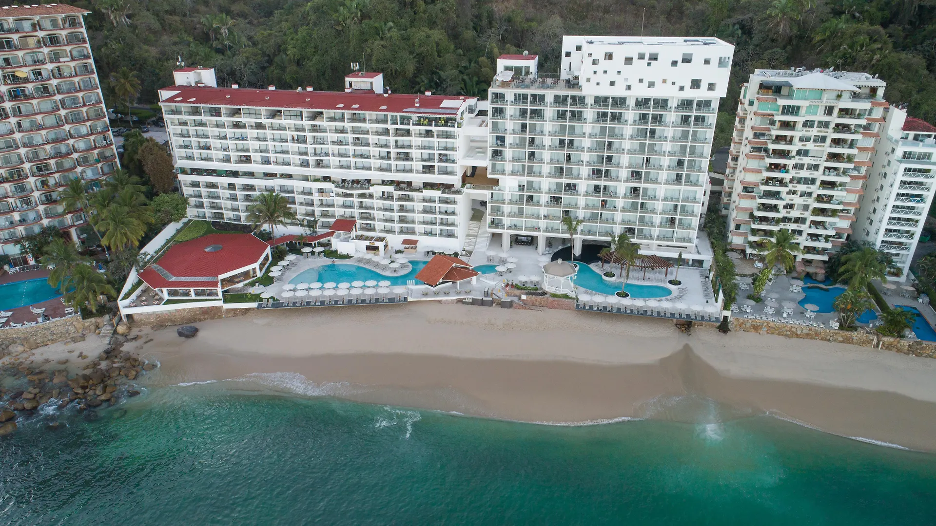 Grand Park Royal Puerto Vallarta 5*,