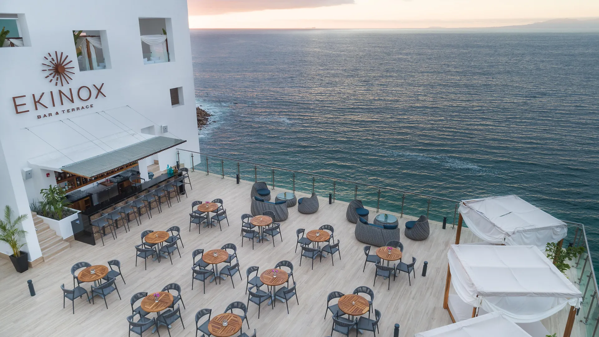 Grand Park Royal Puerto Vallarta Resort