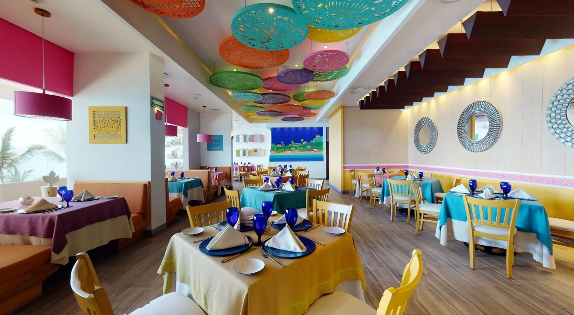 Grand Park Royal Puerto Vallarta Resort