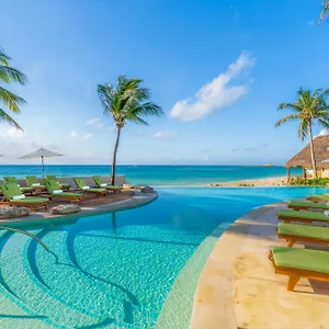 ***** Resort Mahekal Front & Meksika